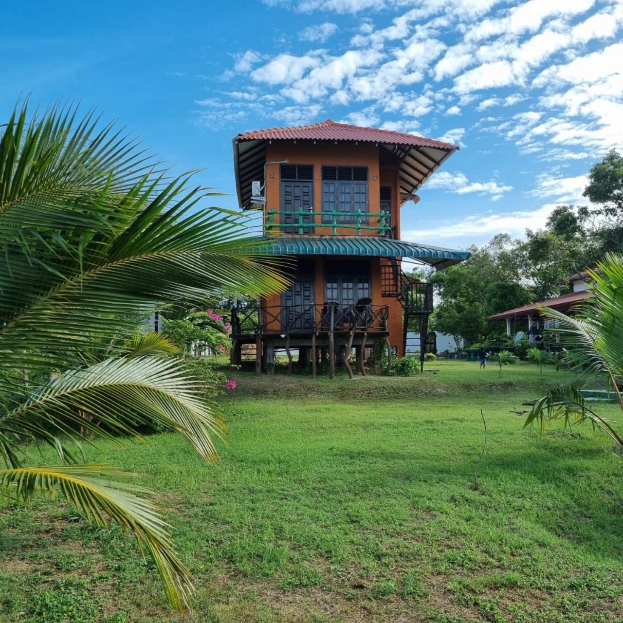 Bundala Flamingo Cotteges Hotel Hambantota Exterior photo